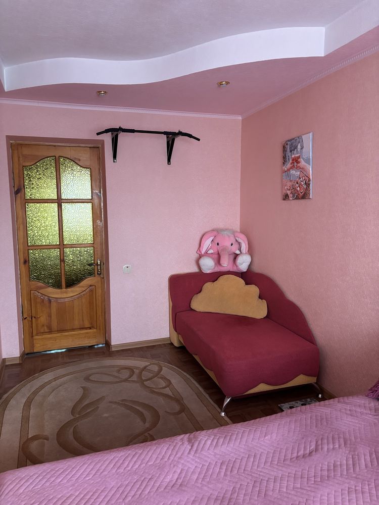Продам 2-х комнатную квартиру в Александровке Краматорский р-н