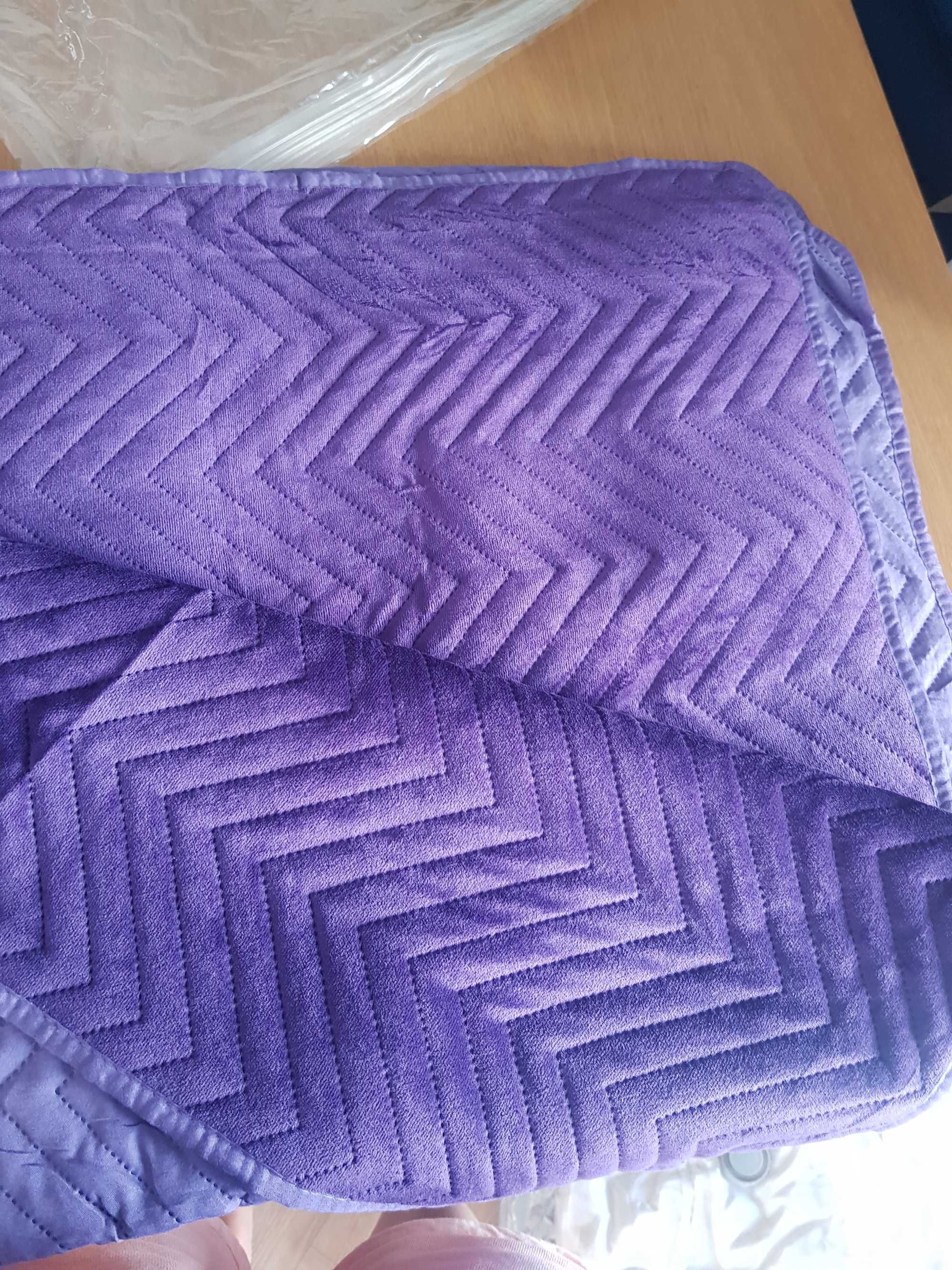 WELUROWA narzuta fioletowa IDEALNA na prezent 160x200