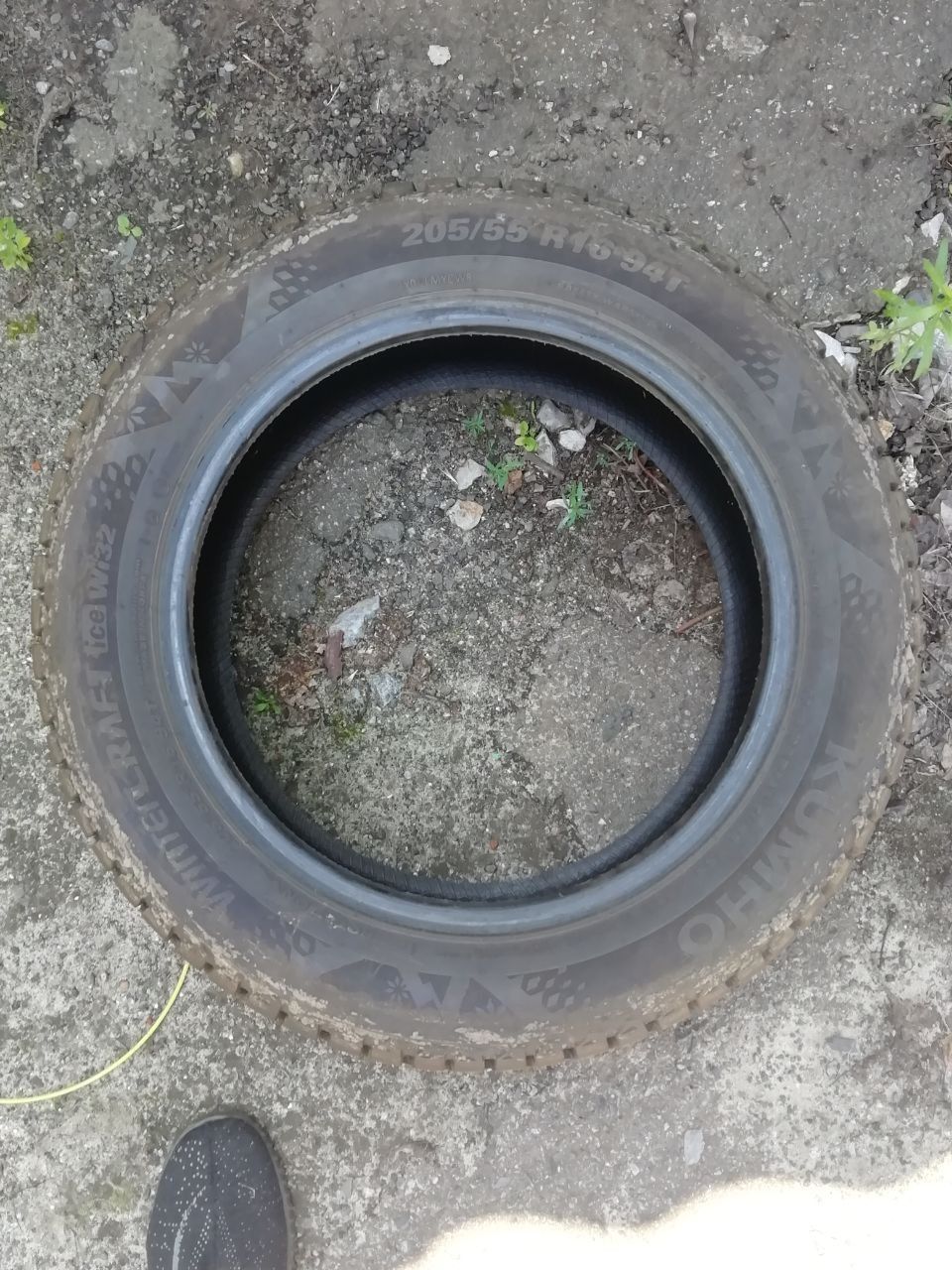 Kumho-wintercraft-ice-wi32 R16