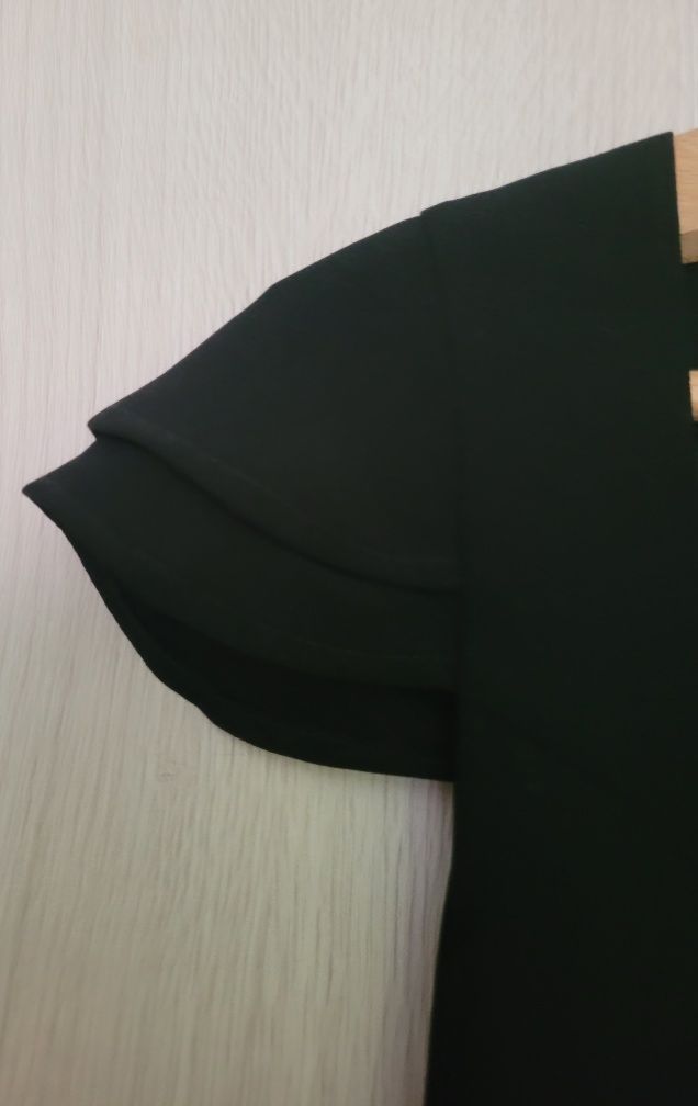 Czarna sukienka rozmiar M Top Secret