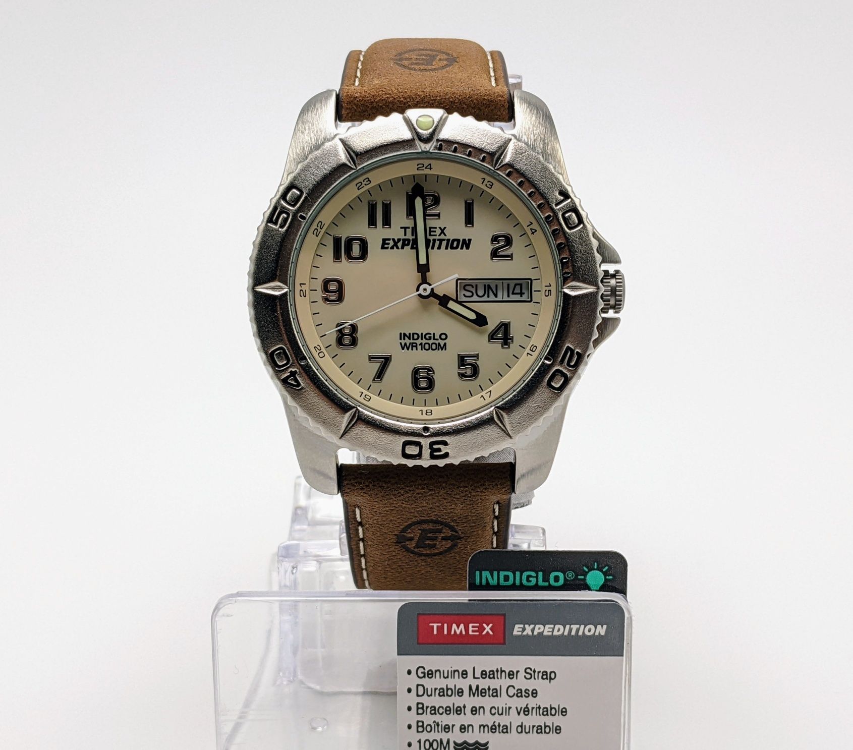 Timex Expedition Rugged 40mm, с подсветкой