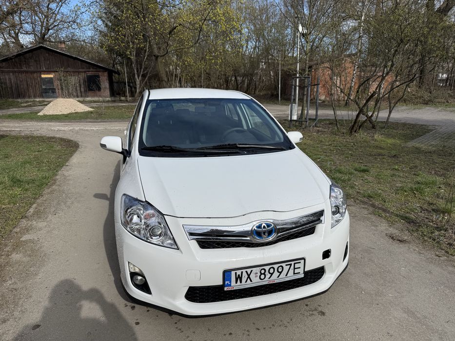 Wynajem Toyota Auris Hybryda+LPG 20zl/100 km automat, faktura