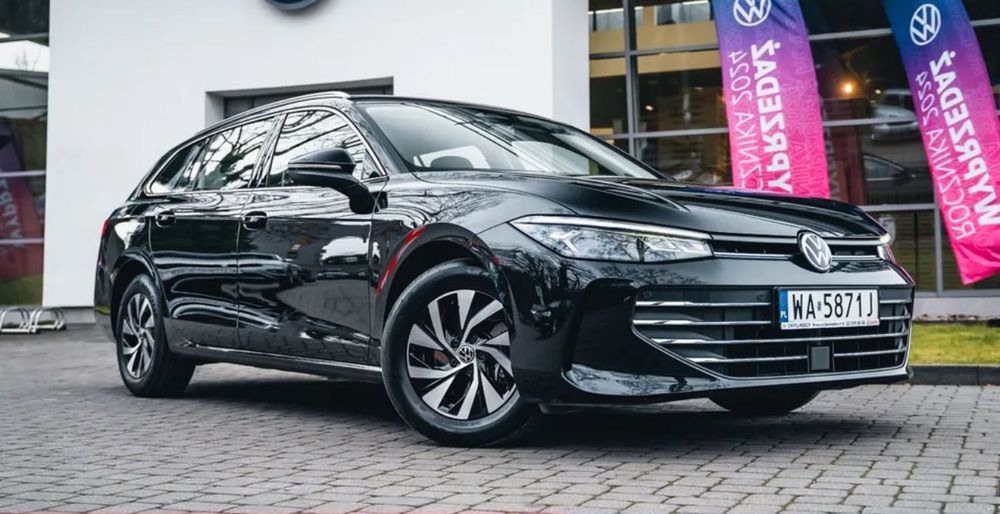 Volkswagen VW Passat kombi bogata wersja wynajem rent najem wypożycz