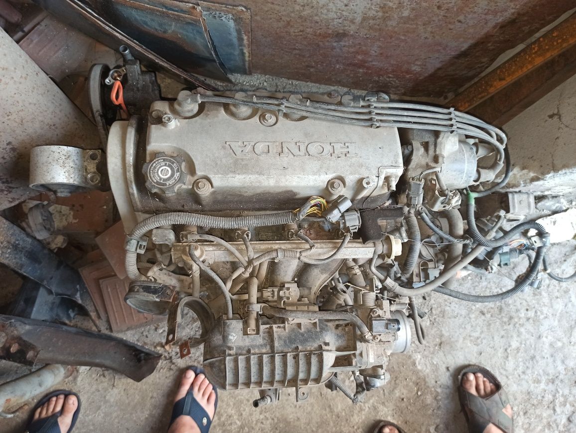 Двигатель на Хонду Civic
