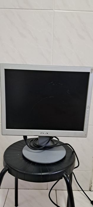 Monitor Sony 16 polegadas