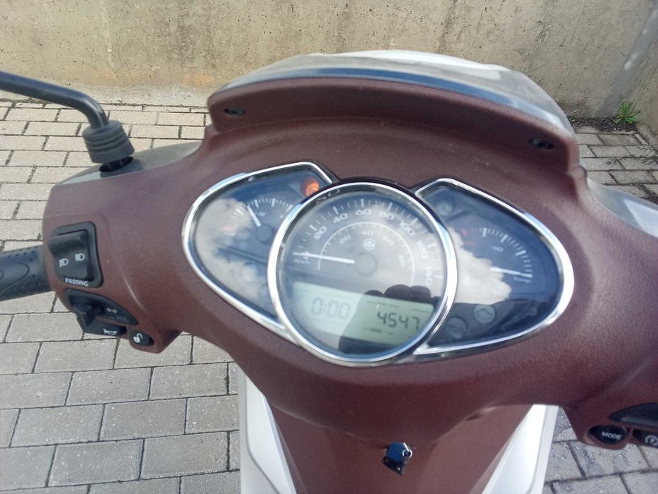 Piaggio Medley ABS- 125  com muito pouco uso (5580 Km), impecável.