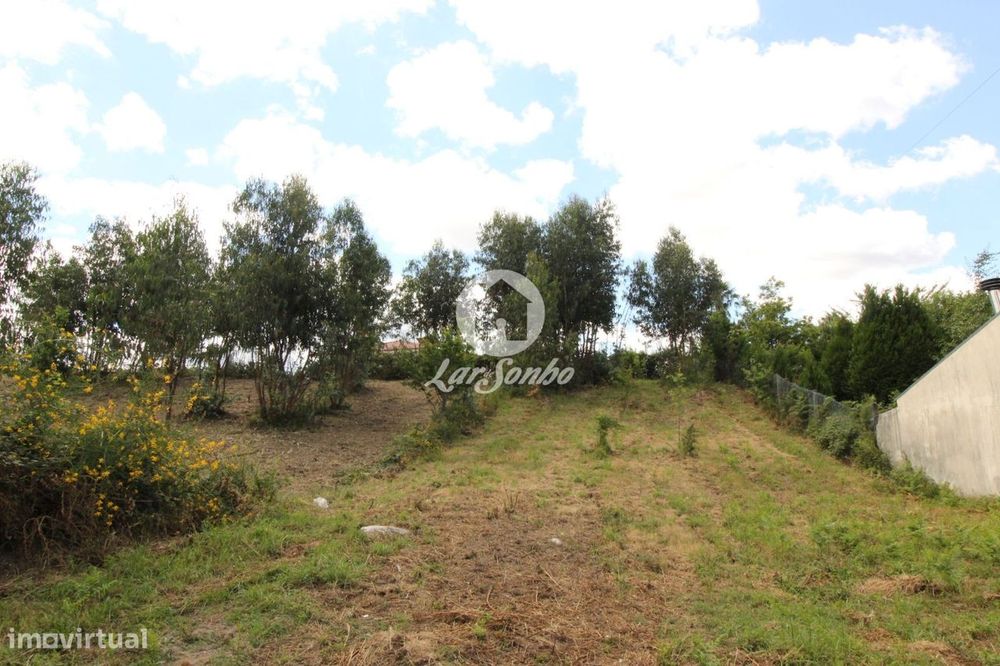 Terreno para construção em Fornelos Fafe