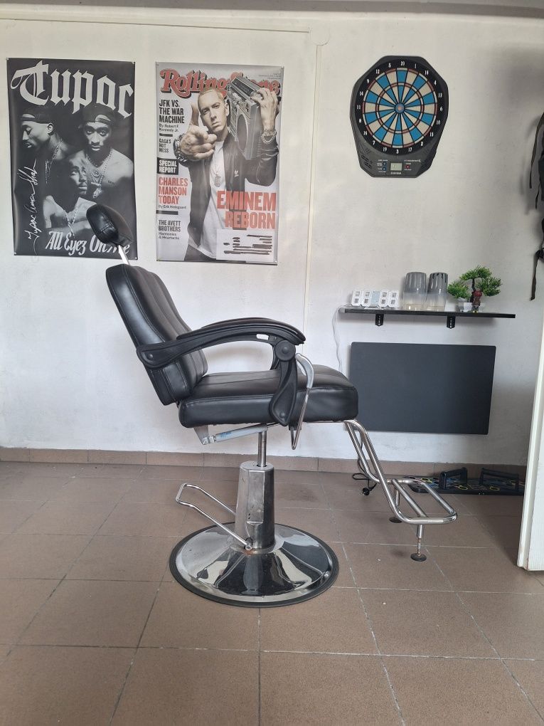 Fotel barberski fryzjerski
