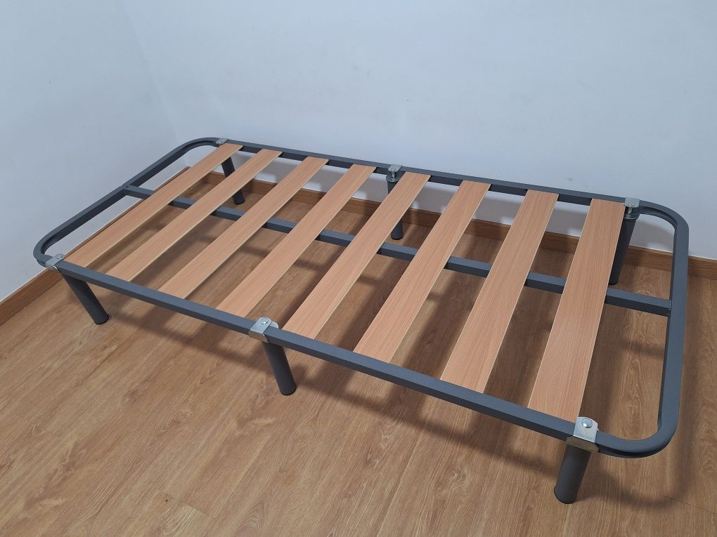 2 Estrados Cama c/ penas