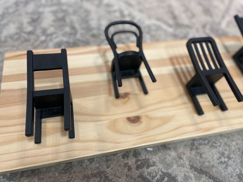 Wieszak sosnowy Ikea dla dzieci