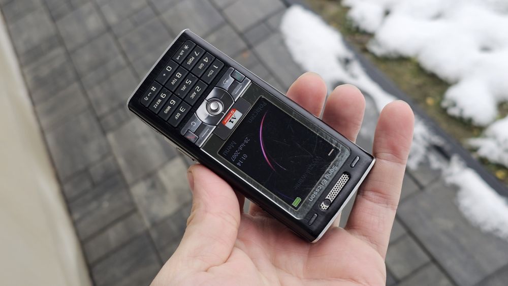 Sony Ericsson K800i. Sprawny, bez blokady sim