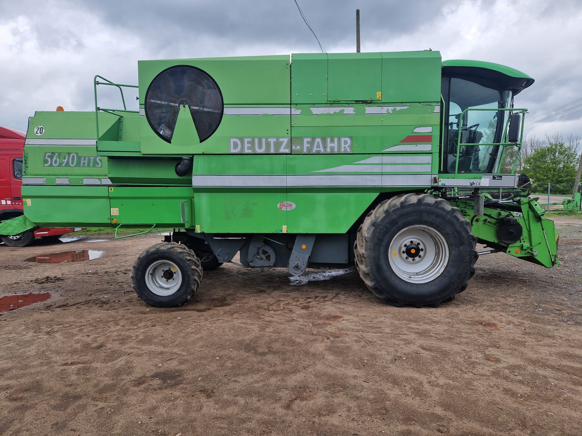 Kombajn Deutz-Fahr 5690 HTS