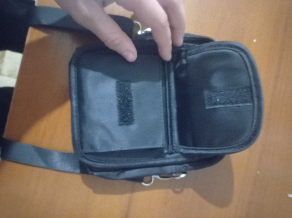 Сумка зручна та компактна чоловіча