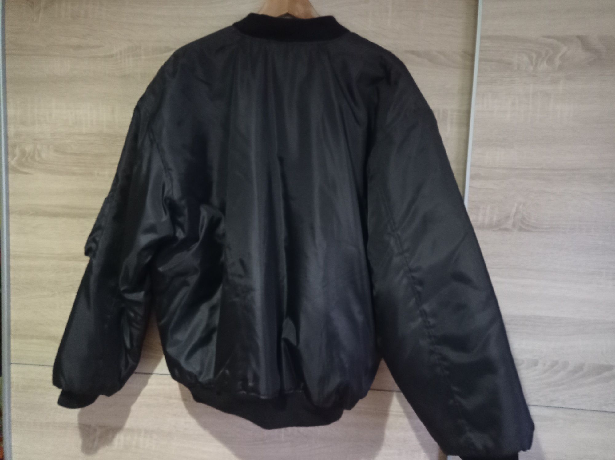 Bomber Jacket NOVO!