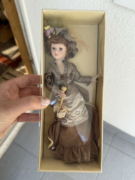 laleczka porcelanowa Jane Eyre