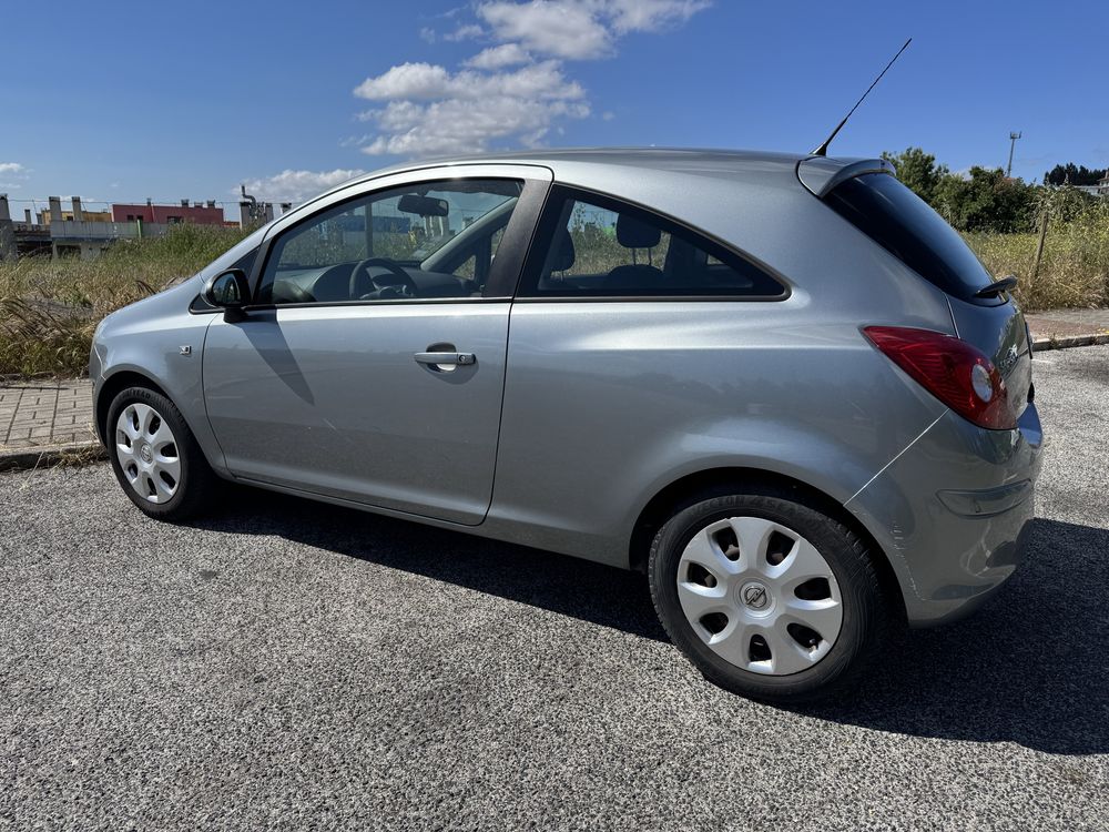 Opel corsa 1.2 Enjoy