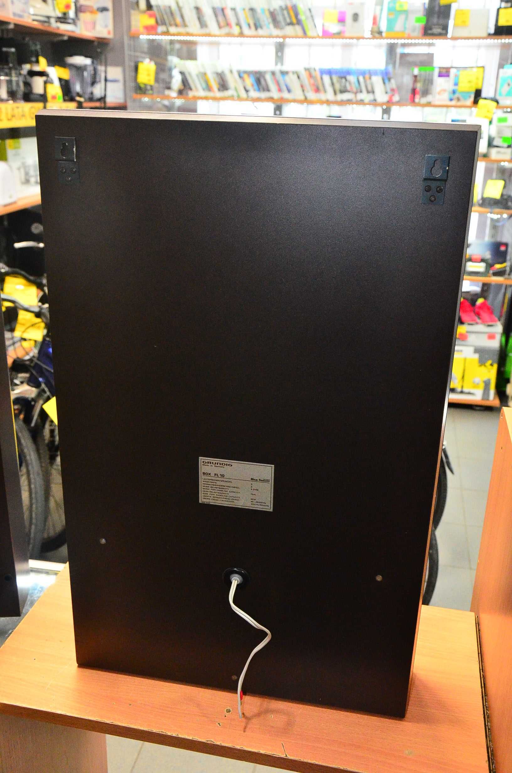 Kolumny GRUNDIG BOX FL10 na ścianę komis Madej Tarnów