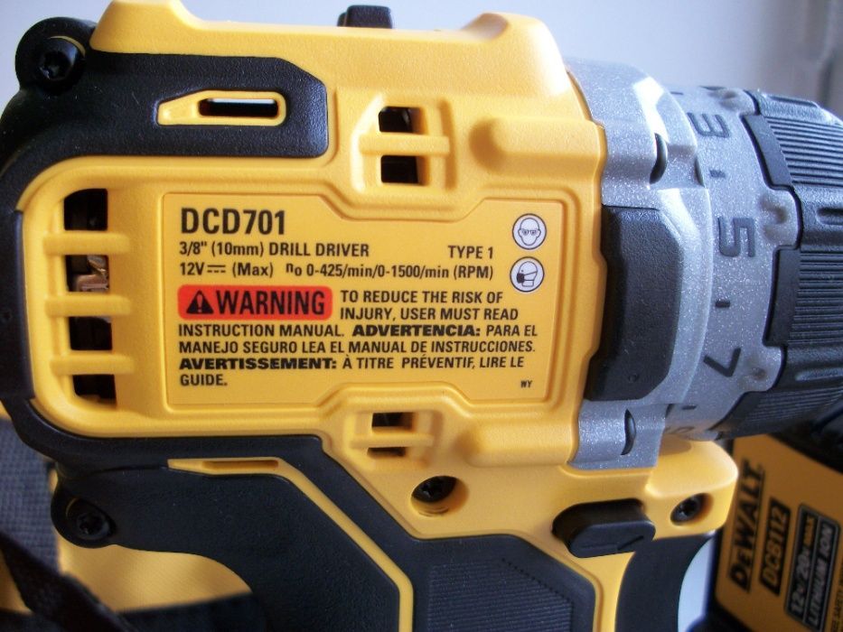 Набор бесщеточных шуруповертов DeWalt DCK221F2 XR 12V (DCD701+DCF801)