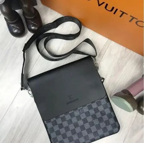 Чоловіча сумка-планшет через плече Loui Vuitton