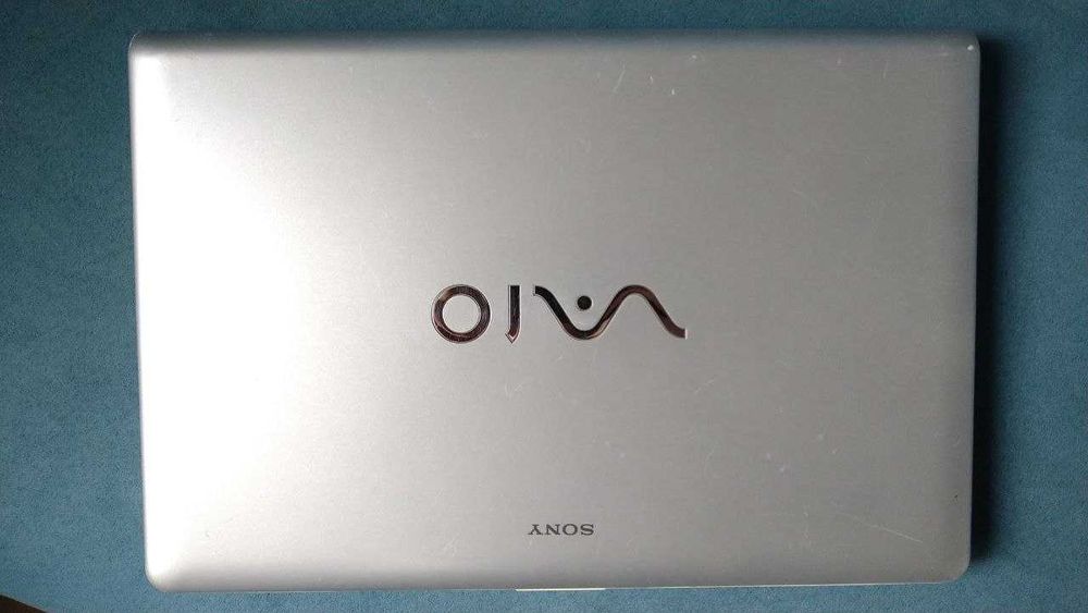Ноутбук Sony VPCEB4E1E