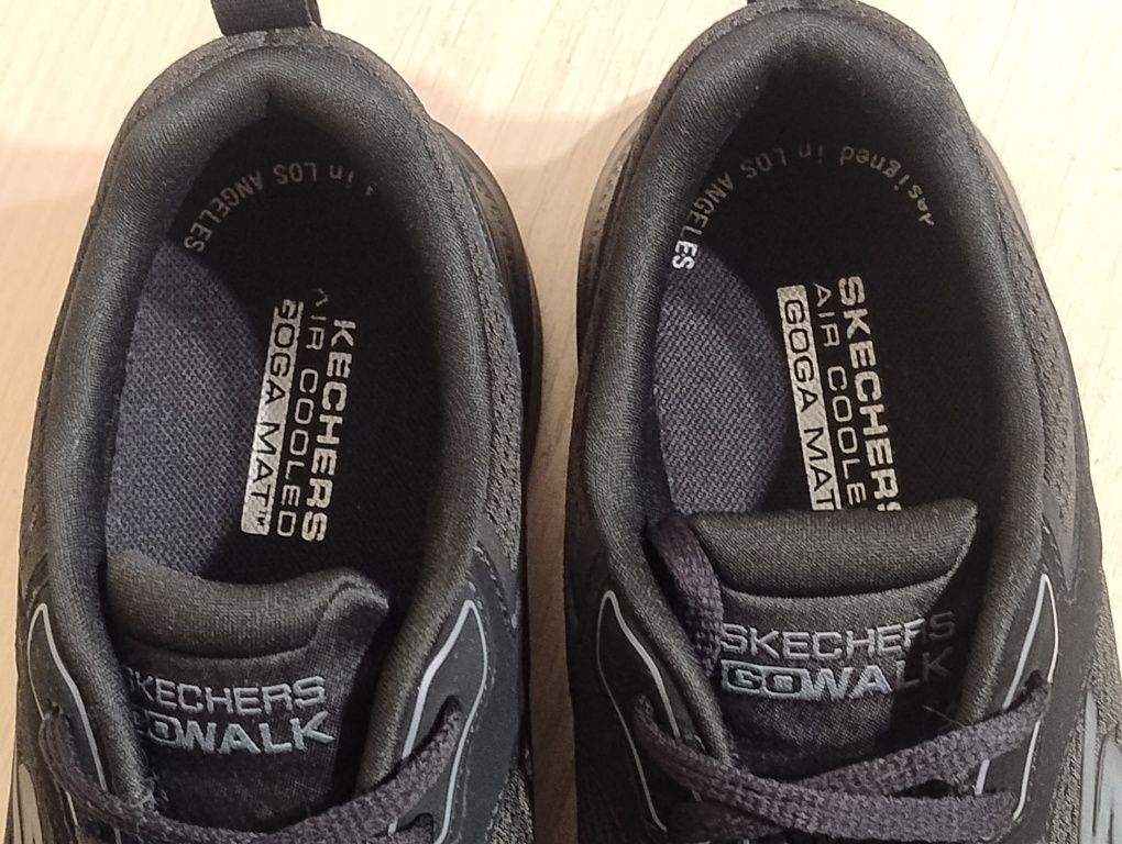Кросівки Skechers Go Walk 7 (42 розмір, 26,5 см)