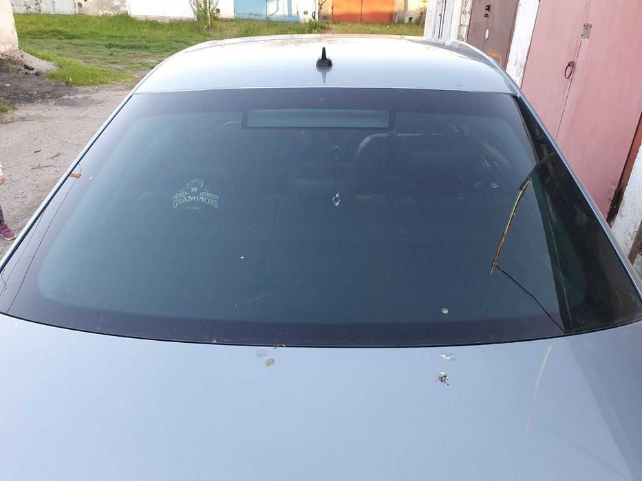 Заднее стекло с обогревом Skoda superb 3V5845049ENVB