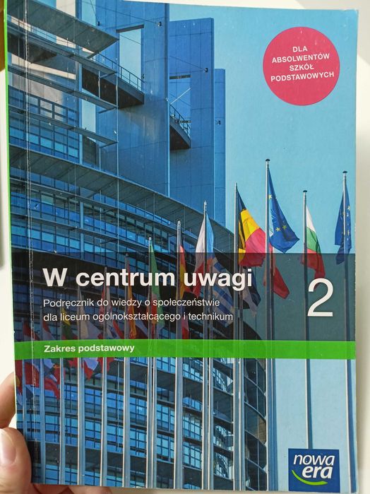 Podręcznik do WOSu W centrum uwagi 2 zakres podstawowy