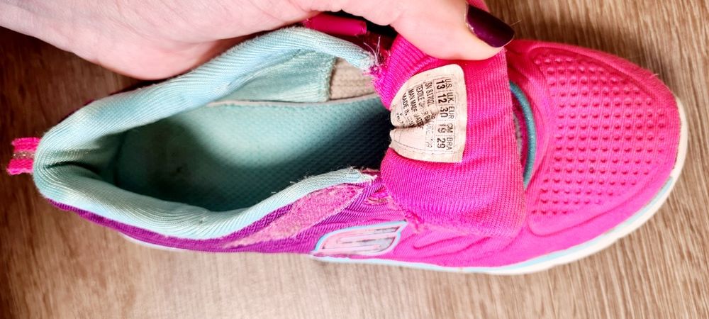 Кроссовки Skechers