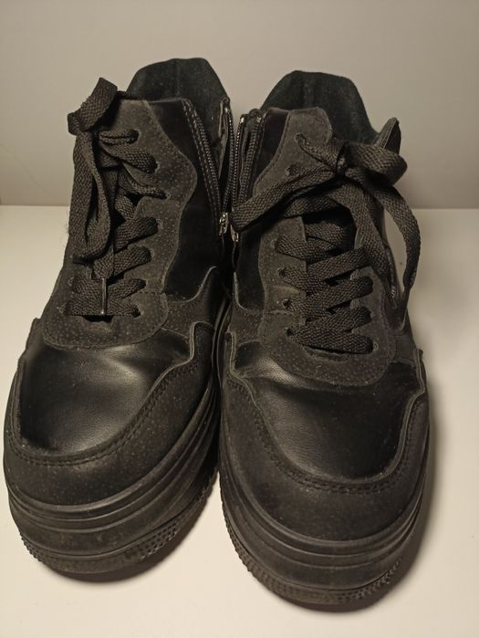 Жіночі зимові кросівки 41 розмір 25.5