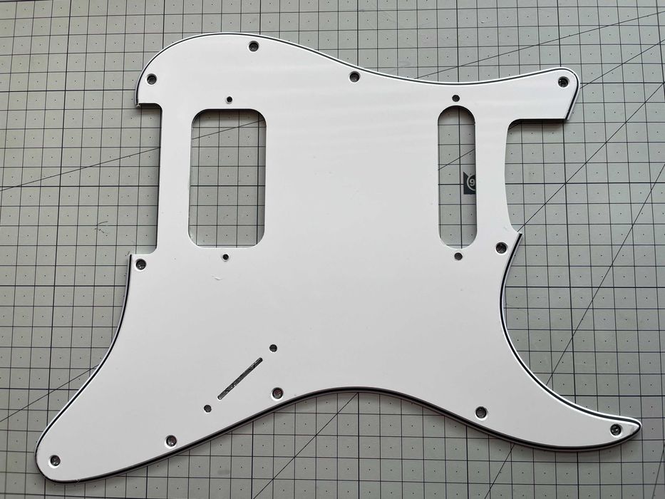 Nowy Pickguard do Strata H/S - Tanio