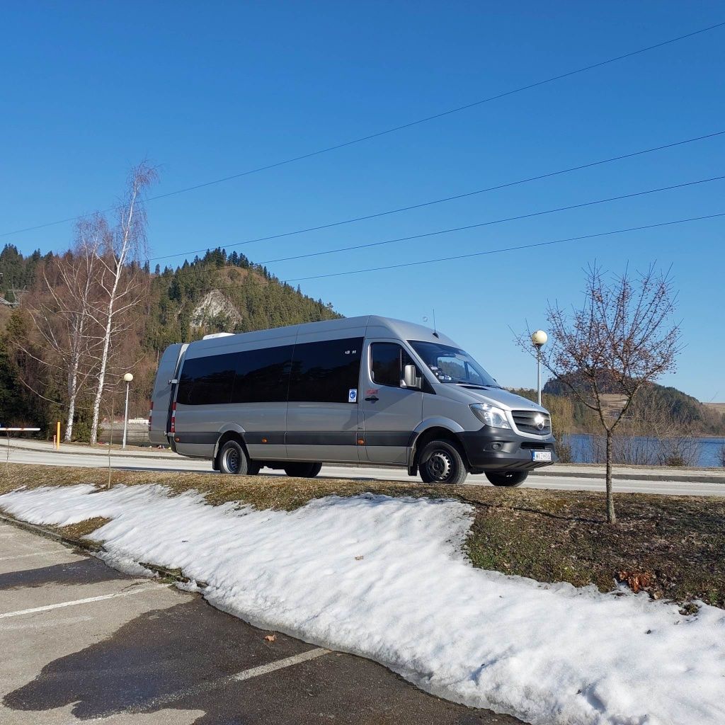 Wynajem busów bus, autokarow, autokar, oraz 9 osobowy- przewóz osób