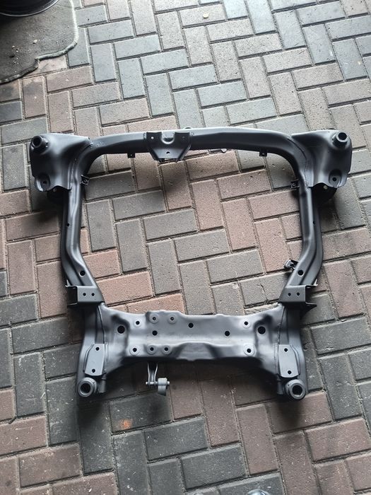 Передній підрамник Кіа Сід 2006-2012 передня балка