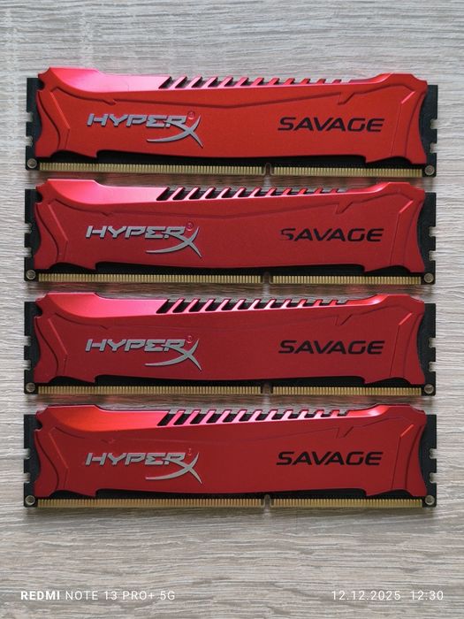 Pamięć RAM DDR3 16GB (4x4) 2400 CL11 Kingston Savage
