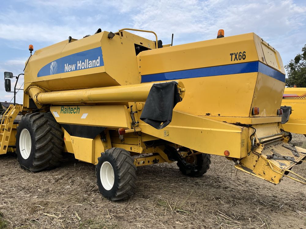 New Holland TX 66 2006r kombajn zbożowy tx 68
