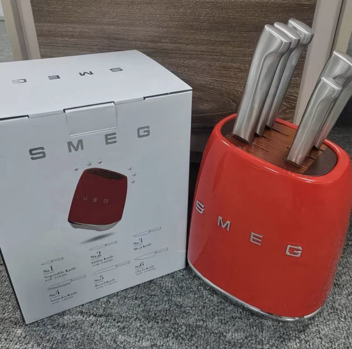 Набір ножів Smeg