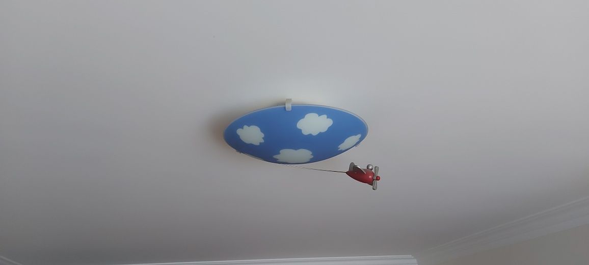 Candeeiro de teto criança