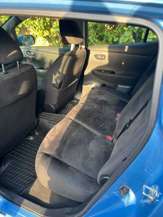 NISSAN Leaf 2013 р 24 кВт