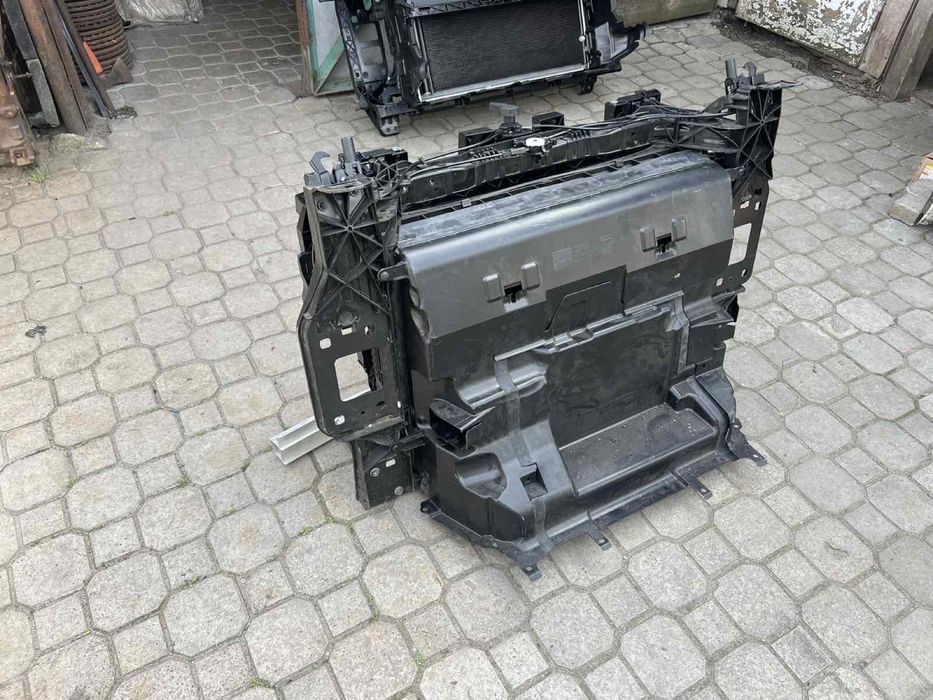 Установочна панель дифузор Телевизор/Телевізор Audi e-tron 4ke