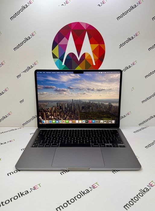MacBook Air 13,6 M2 8CPU/8GPU 16RAM 1TB SSD Space Gray 100% (5 циклов)