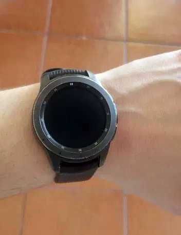 Samsung Galaxy Watch 42mm - Preto