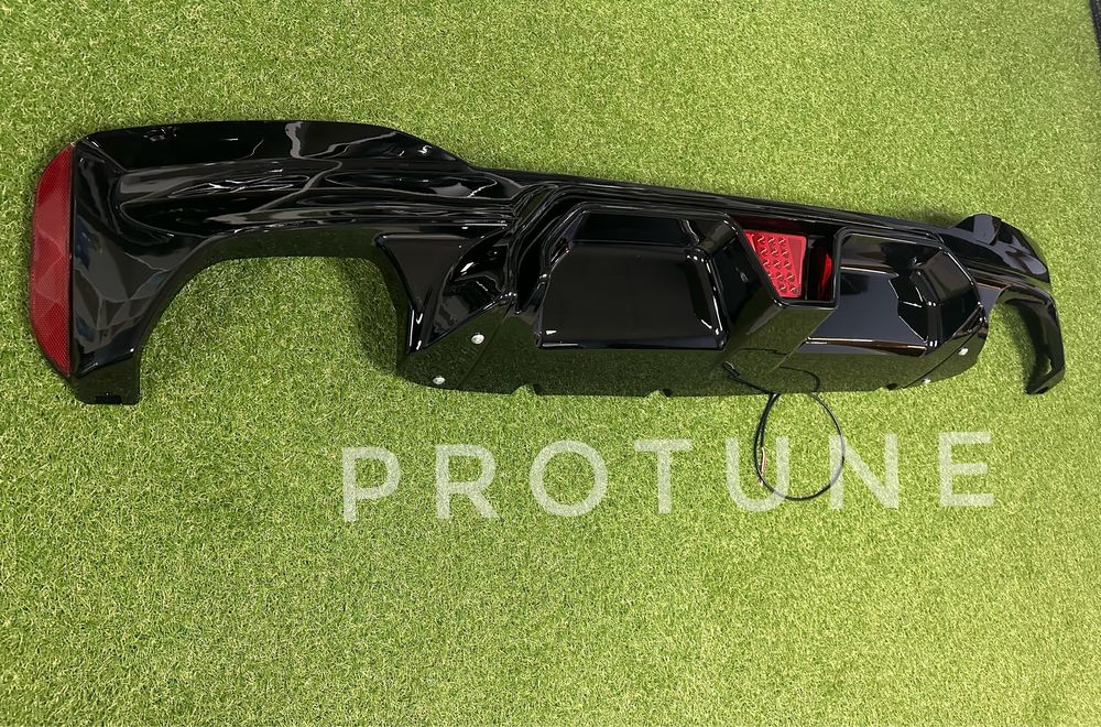 Диффузор заднего бампера BMW G30 CS LED BMW 5-Series F90