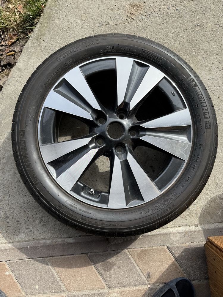 Диск з гумою Nissan 17x6 1/2j 45 новий