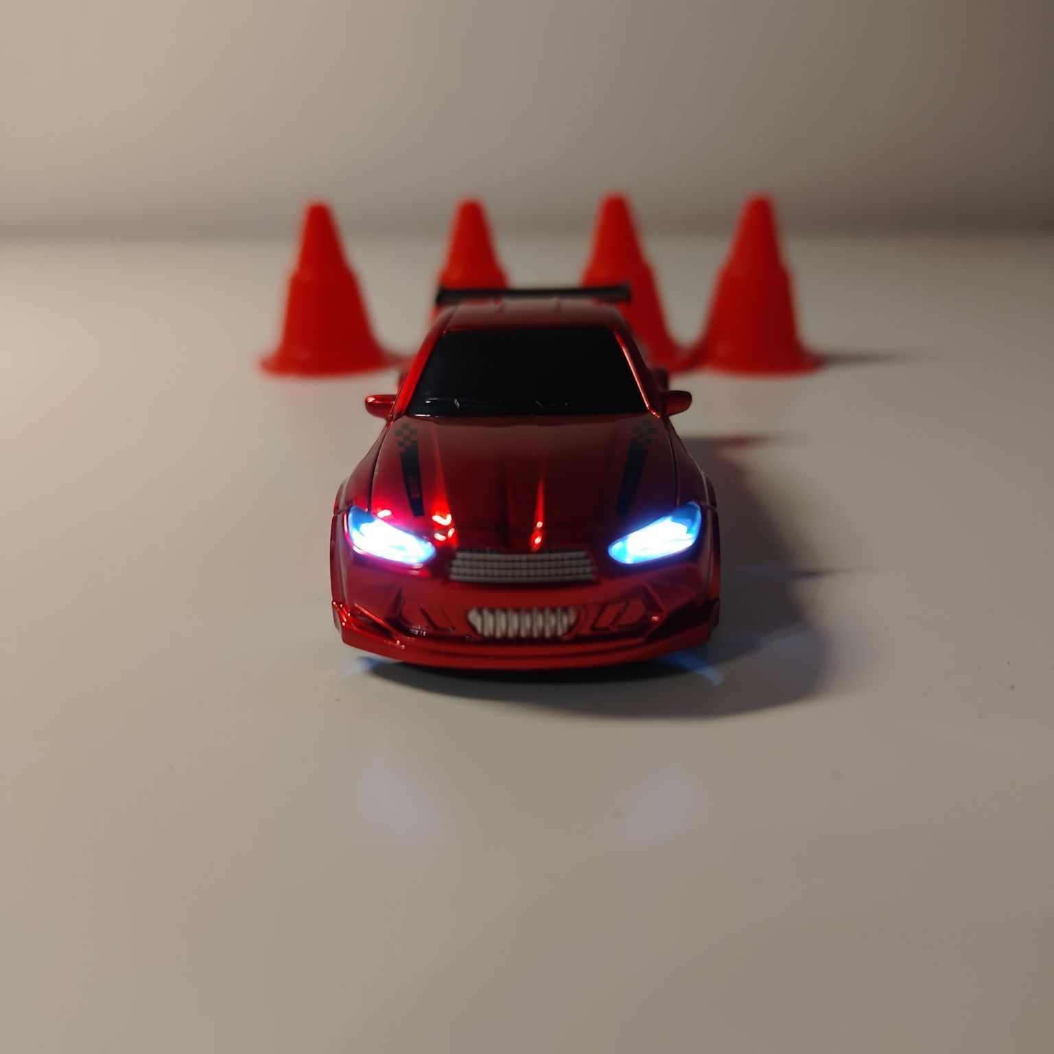 Zdalnie sterowany samochód RC 2.4ghz BMW M4 auto drift 4WD 1:64