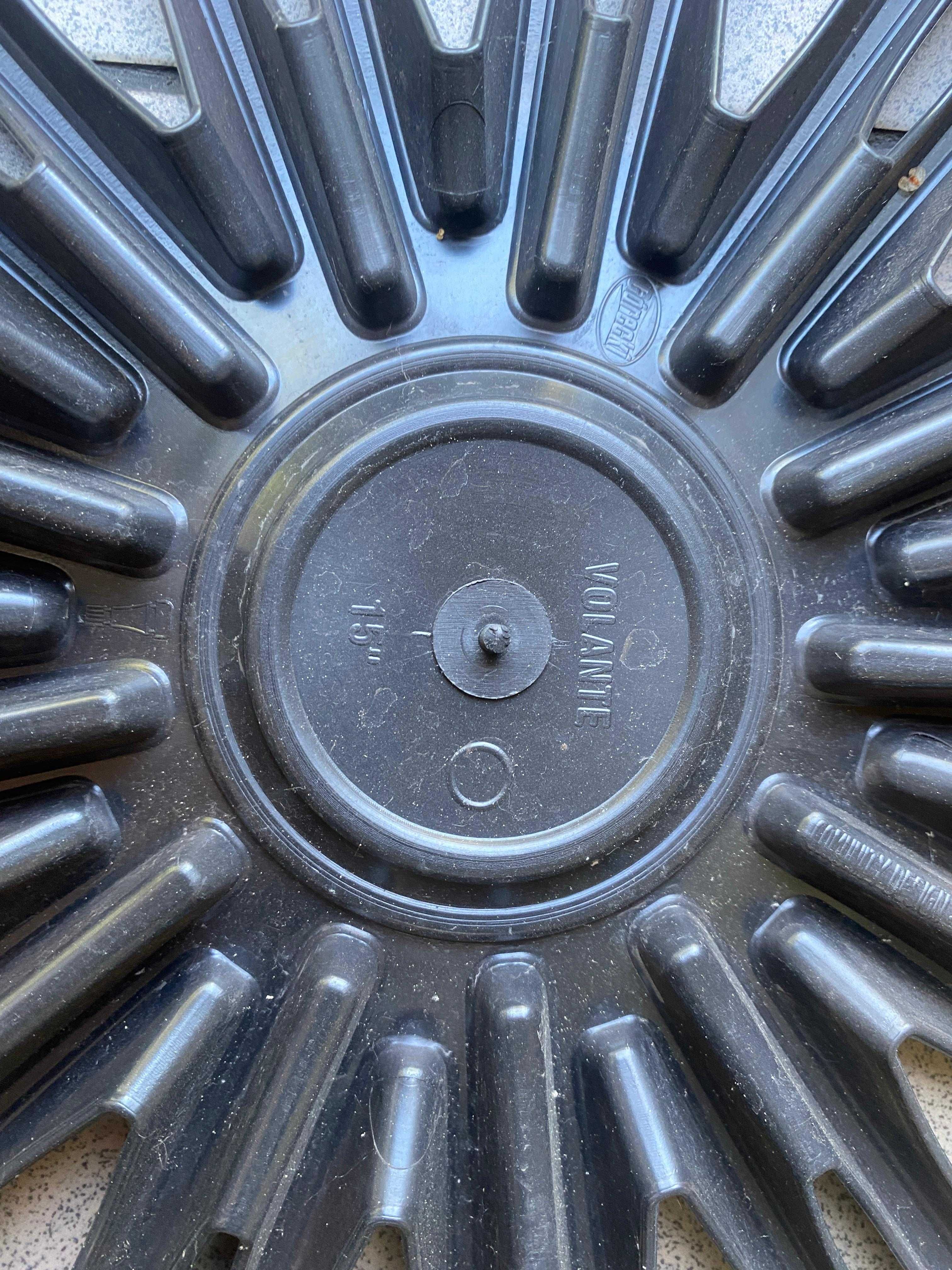 Kołpaki 15cali z logo Seat