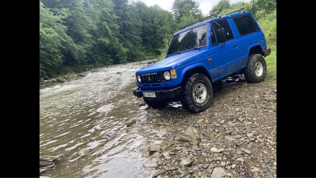 Mitsubishi Pajero 1