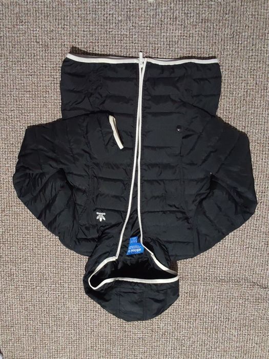 Жіноча куртка Adidas