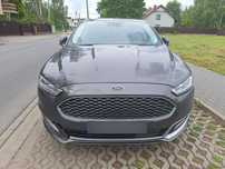 Ford Mondeo sedan,vignale,uszkodzona tapicerka