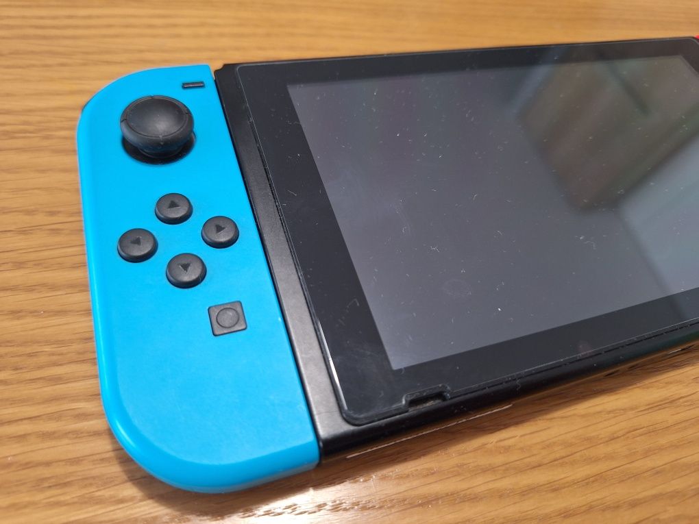 Konsola Nintendo Switch model HAC-001