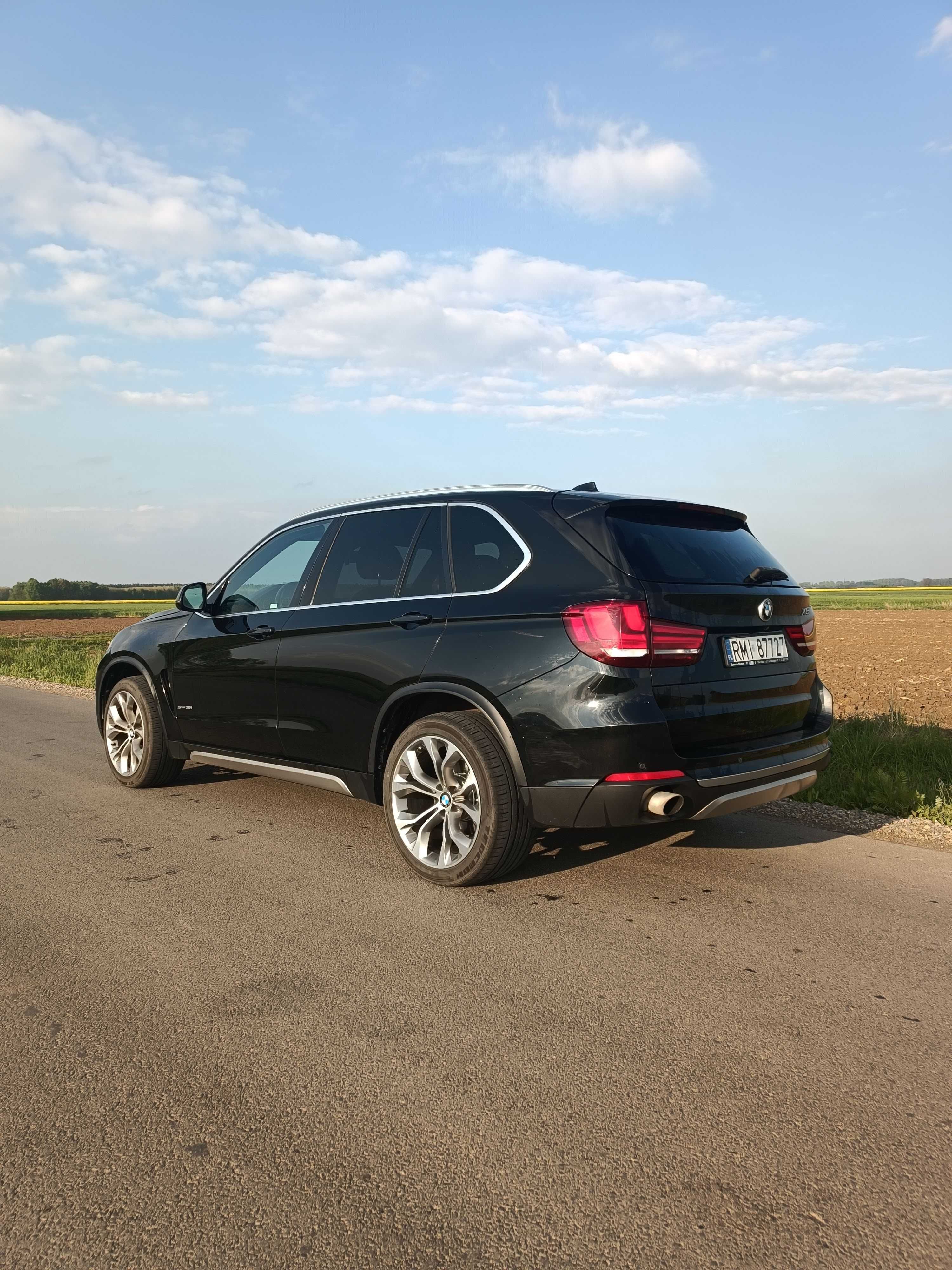 BMW X5 F15 3.0 benzyna, panorama, hak, po lifowa, xenon, nawigacja, FV