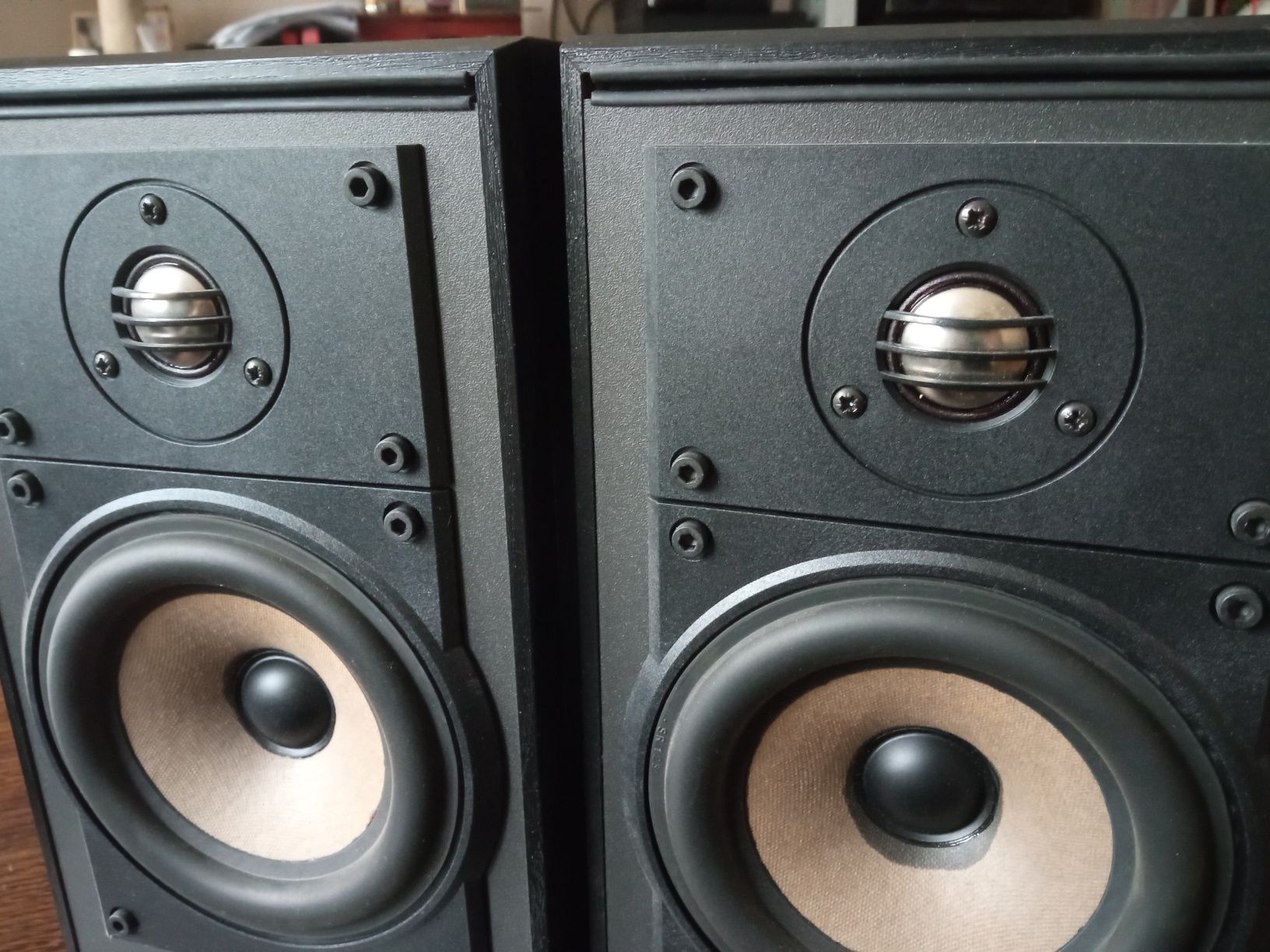 Celestion 3 kolumny podstawkowe